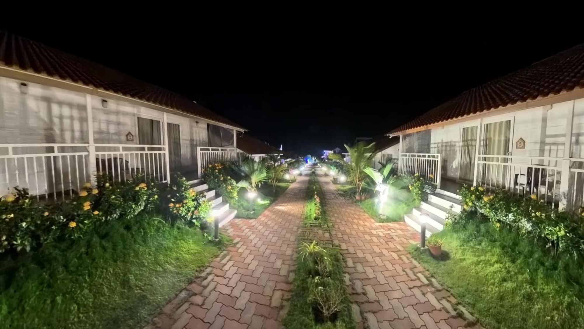 Maargit Beach Resort مادريم المظهر الخارجي الصورة